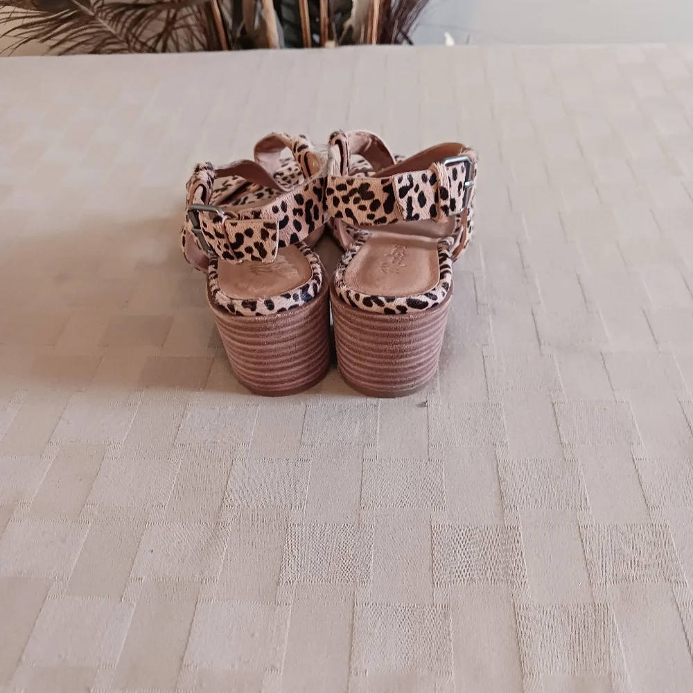 Madewell Leopard Print Tan and Black Block Heel Sandals
